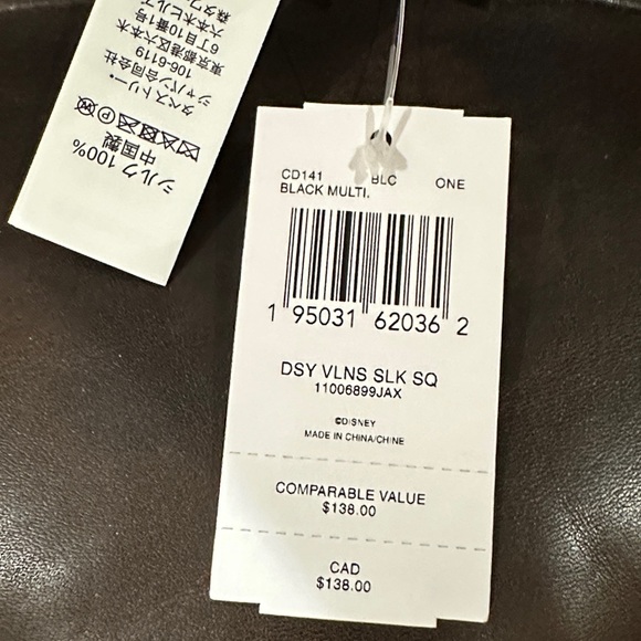 DISNEY X COACH Villains Print Silk Square Scarf, in Black/Multi Style CD141 BNWT - Picture 7 of 10